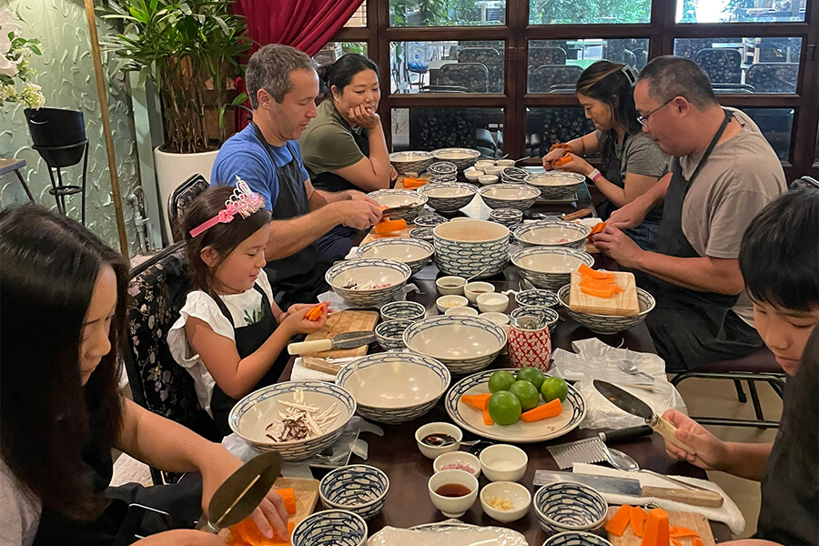 Cooking-class-with-Vietnam-Travel-agency