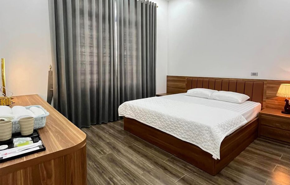 Tue Lam Room