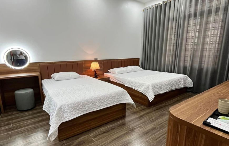 Tue Lam Room