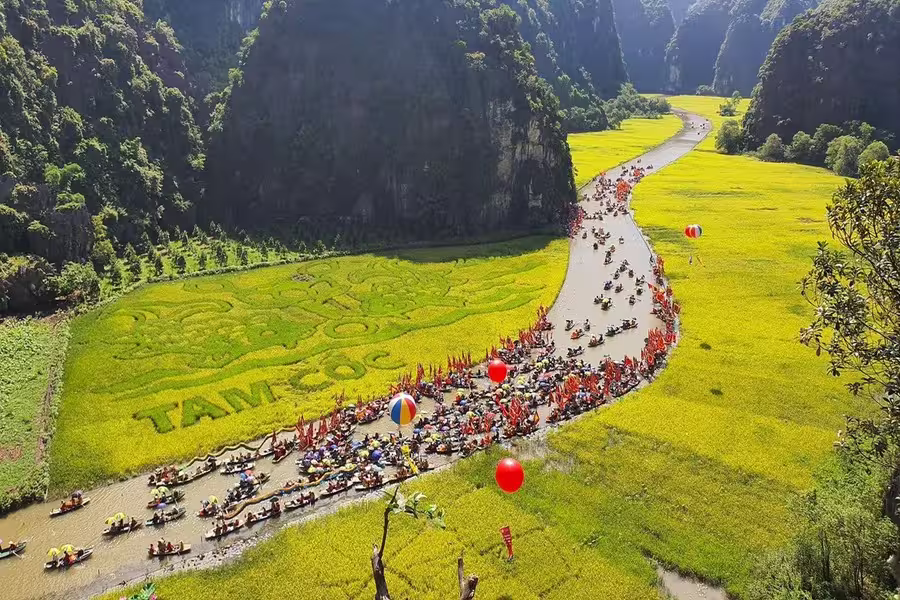 vietnam travel experiences in ninh binh