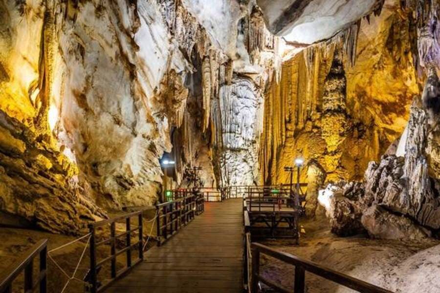vietnam travel experiences in phong nha cave