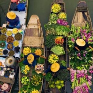 Cai rang floating market