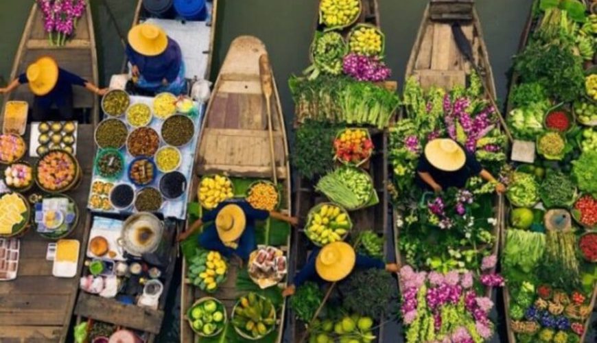 Cai rang floating market