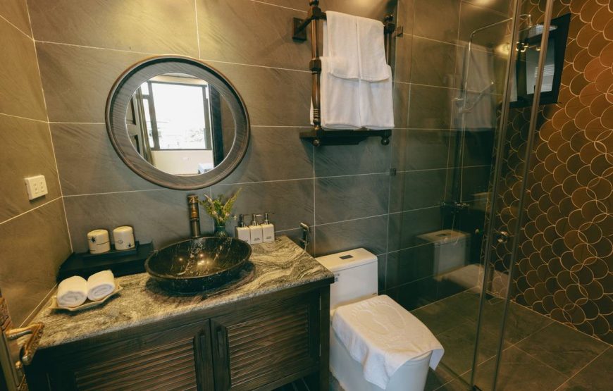 Nep House – Paddy Room