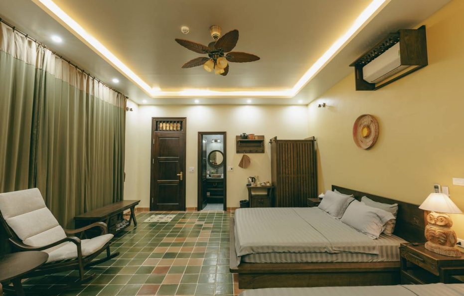 Nep House – Stubble Room