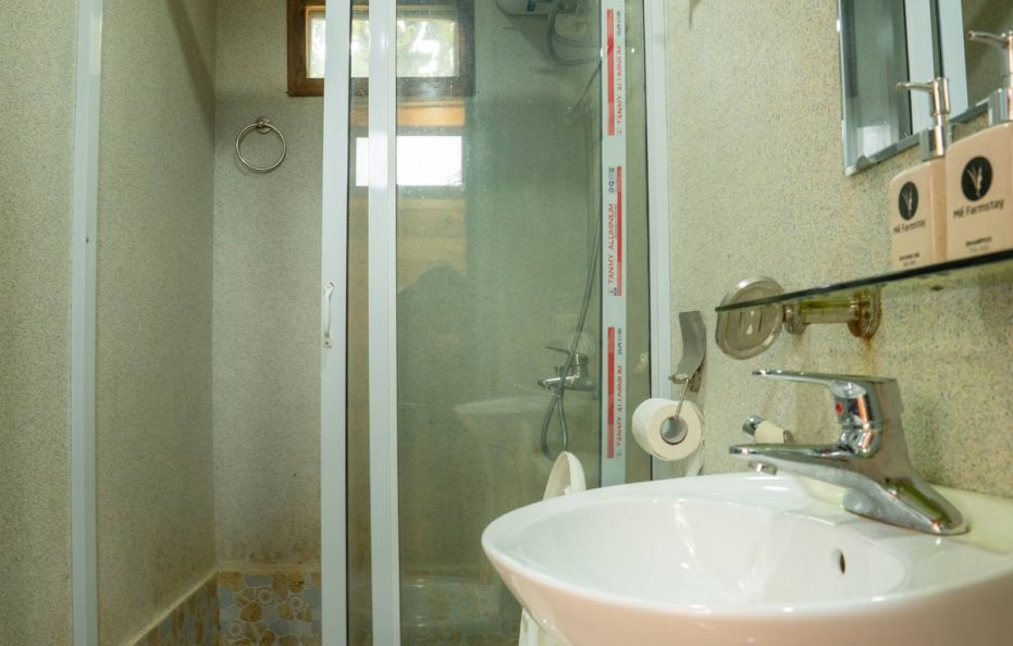 Me Farmstay – Double Bungalow