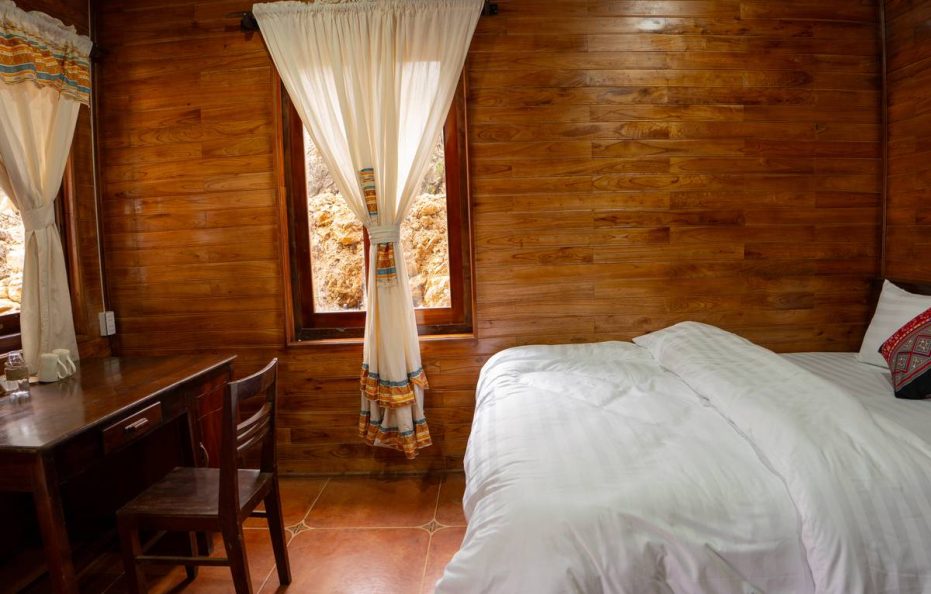 Me Farmstay – Stone Bungalow