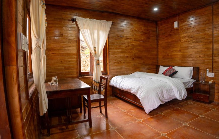 Me Farmstay – Stone Bungalow