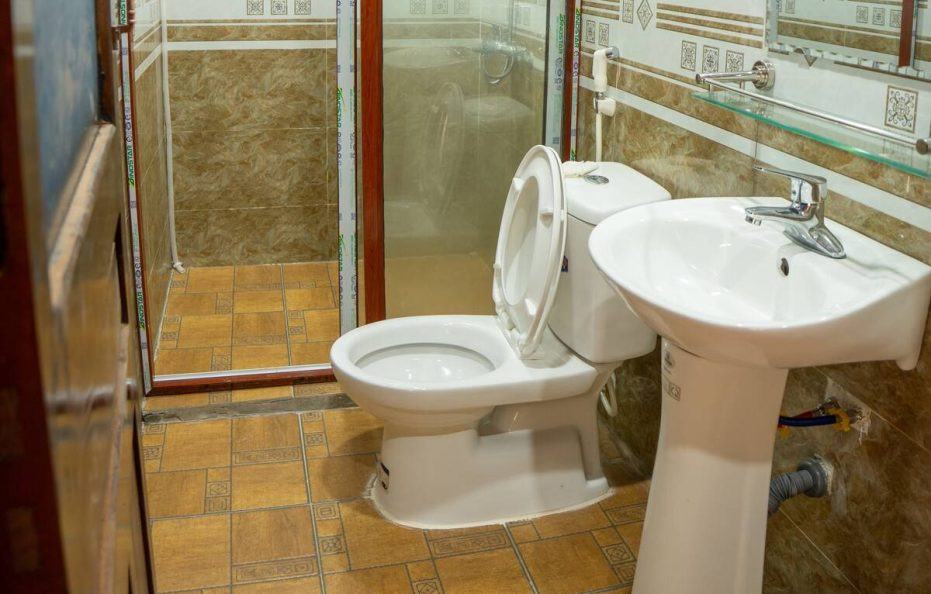 Me Farmstay – Stone Bungalow