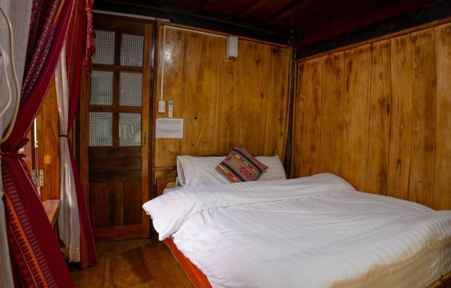 Me Farmstay – Double Stilt House