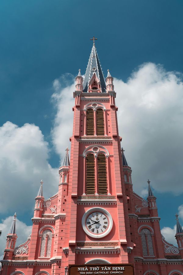 Ho Chi Minh City contemporary design and artistic innovation – Vietnam art & culture journey