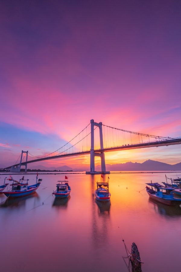 Oceanfront dining and skyline elegance in Da Nang – Vietnam beach escape