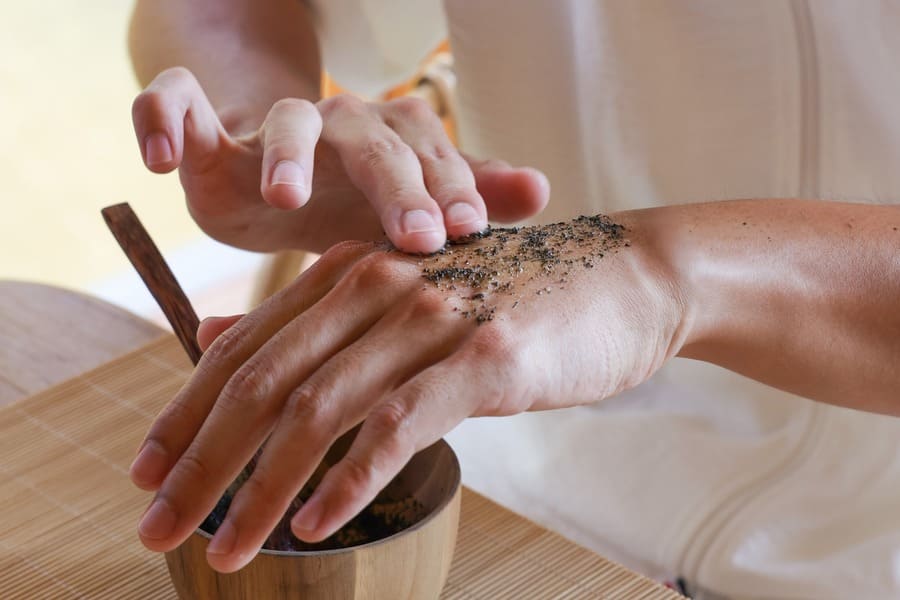 Natural body scrub making workshops - Vietnam wellness & spa retreat