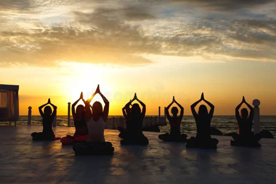 Sunrise Yoga and Meditation session - DaNang by Tonkin Legends