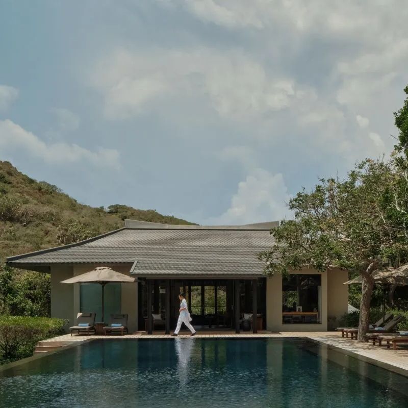 Exclusive Villa & Resort Access