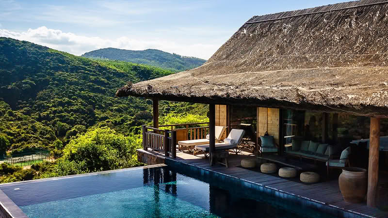 Luxury jungle villa with infinity pool overlooking mountains by Tonkin Legends