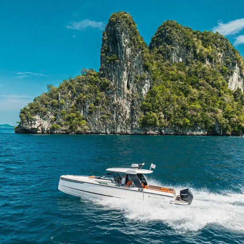 private yacht charter with vietnam luxury dmc