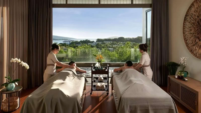 Luxury spa treatment for couples curated by Tonkin Legends