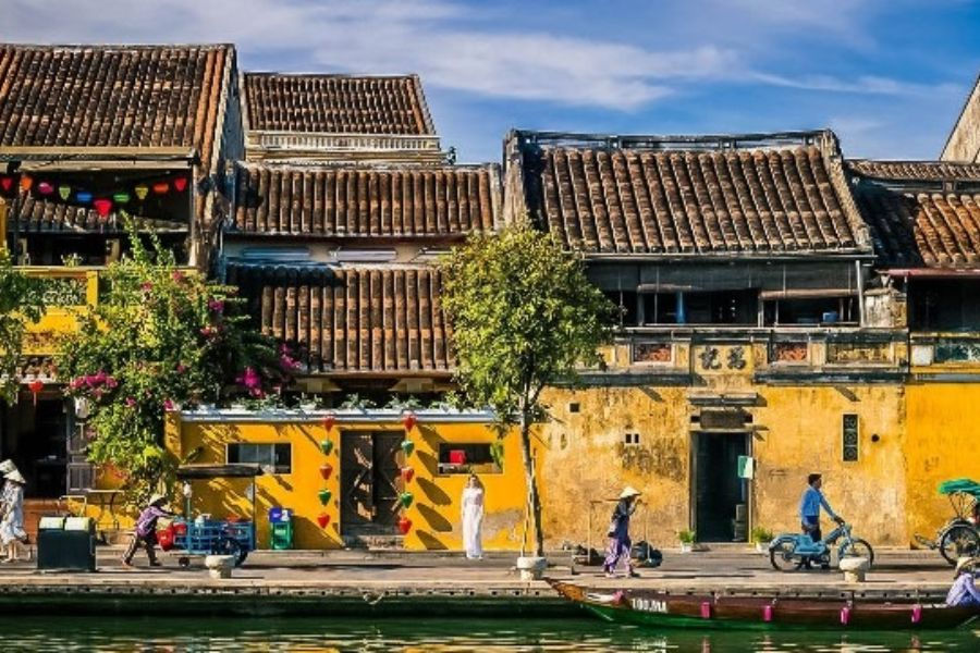 Hoi An ancient town yellow houses along the river